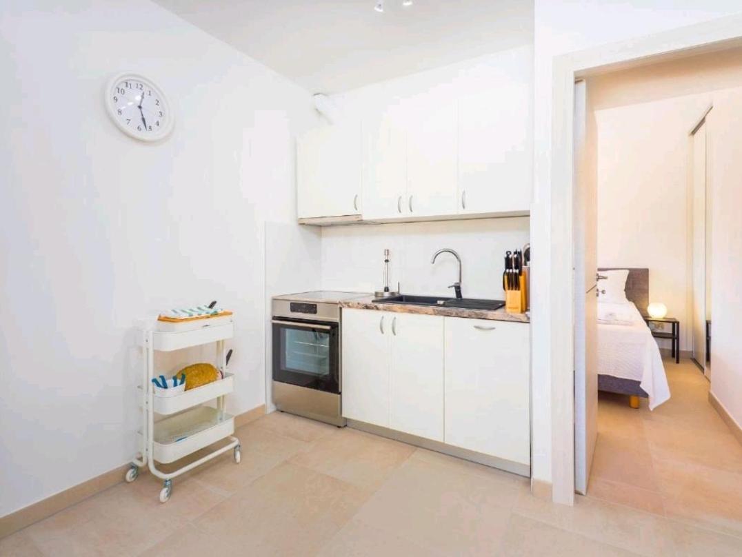 Appartement Adriatico à Omišalj Extérieur photo
